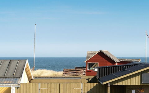 Alvilde - 100M from the Sea: Mobilia, Interior Design, Pavimentazione, Legna, Pavimento, Soffitto, Pavimento In Legno, Sedia, Tavolo, Illuminazione