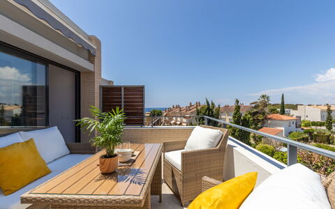 Palmera Dels Munts: Cielo, Proprietà, Mobilia, Costruzione, Pianta, Interior Design, Mobili Da Esterno, Shade, Divano, Sedia