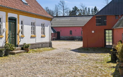 Elisabetha - 16Km from the Sea
