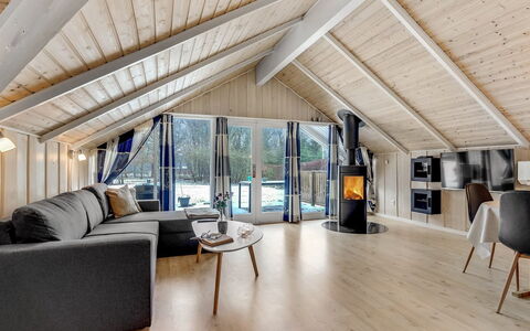 Hailka: Legna, Interior Design, Soffitto, Pavimentazione, Pavimento In Legno, Casa, Soggiorno, Pavimento, Mobilia, Camera