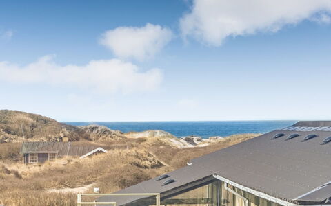 Ritha - 350M from the Sea: Legna, Tetto, Architettura, Casa, Casa, Villetta, Raccordo, Latifoglie, Pendenza, Estate