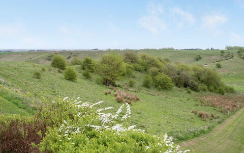 Kiersten - 5Km from the Sea: Zona Residenziale, Tetto, Sobborgo, Driveway, Estate, Camino
