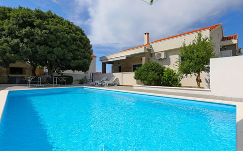 Karlo: Blu, Piscina, Ricorrere, Tempo Libero, Shade, Villa, Eco Hotel, Hotel, Resort Citta '