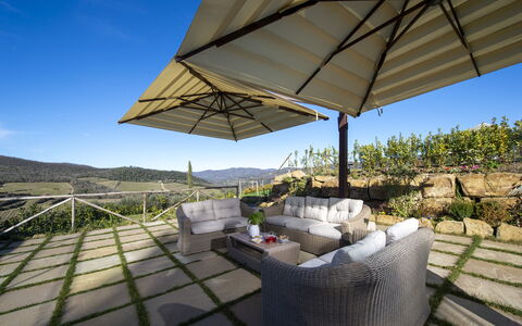Bella Di Panzano: Pianta, Cielo, Proprietà, Costruzione, Shade, Interior Design, Mobili Da Esterno, Villetta, Tempo Libero, Immobiliare