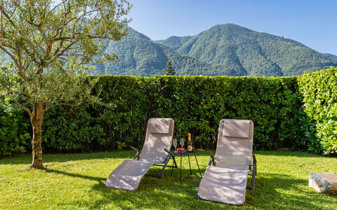 Stazione: Cielo, Pianta, Mobilia, Comunita 'Impianto, Montagna, Paesaggio Naturale, Albero, Mobili Da Esterno, Sedia, Lotto
