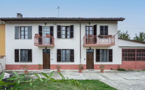 Casa dei Nonni: Cielo, Costruzione, Finestra, Proprietà, Pianta, Casa, Lotto, Albero, Villetta
