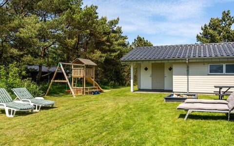 Thove - 600M from the Sea: Casa, Villetta, Lotto, Prato, Shade, Giardino, Cortile, Landscaping, Raccordo, Estate