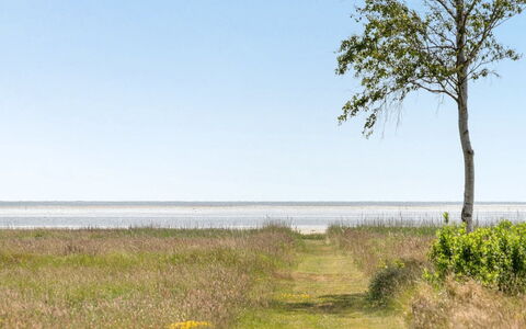 Lycka - 3Km from the Sea: Tetto, Casa, Lotto, Casa, Villetta, Estate, Edifici Giardino, Shade, Log Cabin, Landscaping