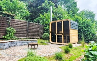 Familie Zinser mit Gartensauna