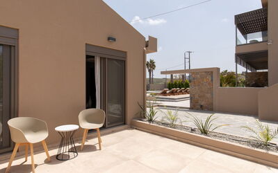 Marbellus 2.4: Costruzione, Ruota, Pianta, Auto, Veicolo, Finestra, Condominio, Urban Design, Zona Residenziale