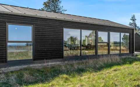 Merete - 900M from the Sea: Legna, Tetto, Architettura, Casa, Casa, Villetta, Raccordo, Latifoglie, Pendenza, Estate