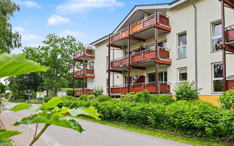 Zempin 120: Zona Residenziale, Quartiere, Casa, Urban Design, Insediamento Umano, Appartamento, Giardino, Prato, Estate, Sobborgo