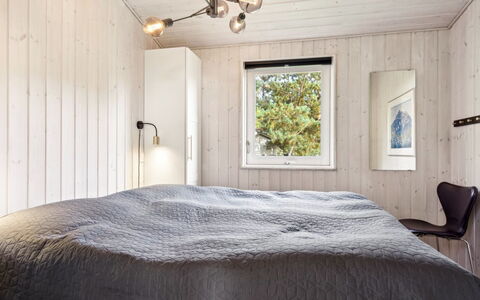 Liesel - 700M from the Sea: Camera Da Letto, Interior Design, Legna, Soffitto, Letto, Pavimentazione, Lampada, Mobilia, Pavimento, Lenzuolo