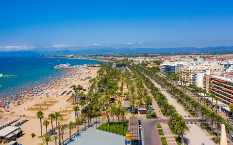 Uolas: Paesaggio, Costa, Costiera E Morfologie Oceanic, Mare, Attrazione Turistica, Spiaggia, Riva, Tropici, Visione Globale, Resort Citta '