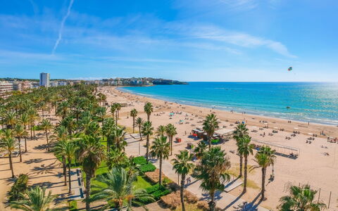Uolas: Cielo, Blu, Orizzonte, Estate, Spiaggia, Costa, Mare, Tropici, Tempo Libero, Riva