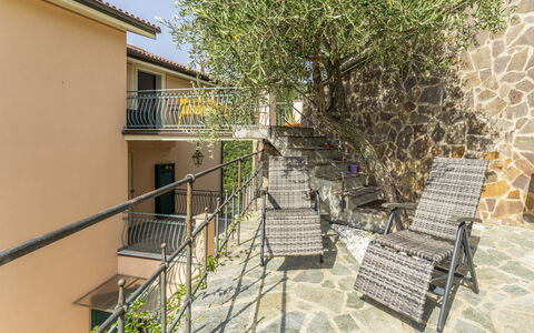 Belvedere, House With Private Pool And Garden, Rec: Pianta, Costruzione, Finestra, Urban Design, Condominio, Albero, Quartiere, Le Scale, Recinzione, Casa