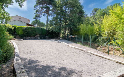 Villa Corale Villa 18: Pianta, Proprietà, Cielo, Nube, Manto Stradale, Asfalto, Lotto, Shade, Albero, Strada Transitabile