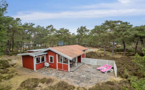 Sanela - 25M from the Sea