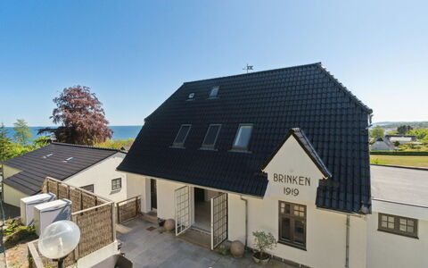Johanna - 300M from the Sea: Legna, Mobilia, Appartamento, Camera, Soffitto, Color Legno, Sedia, Latifoglie, Vernice, Legname