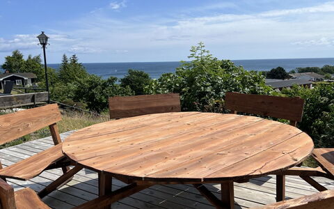 Johanna - 300M from the Sea: Legna, Mobilia, Appartamento, Camera, Soffitto, Color Legno, Sedia, Latifoglie, Vernice, Legname