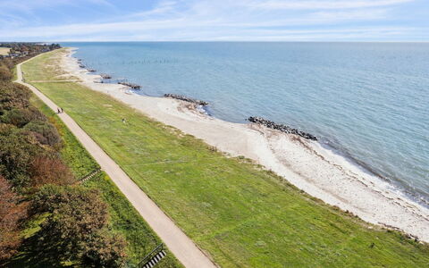 Esme - 30M from the Sea: Acqua, Corpo D'Acqua, Costa, Ambiente Naturale, Orizzonte, Costiera E Morfologie Oceanic, Mare, Riva, Spiaggia, Paesaggio