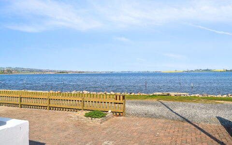 Tameka - 10M to the Fjord: Blu, Arbusto, Villetta, Groundcover, Giardino, Estate, Shade, Landscaping, Agriturismo, Eco Hotel