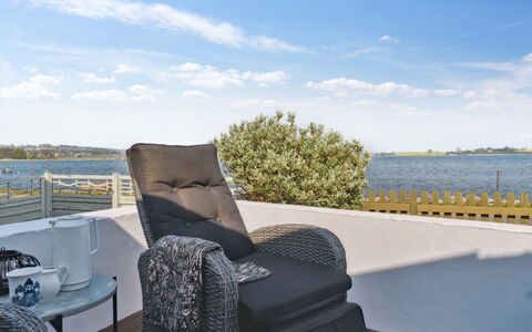 Tameka - 10M to the Fjord: Blu, Arbusto, Villetta, Groundcover, Giardino, Estate, Shade, Landscaping, Agriturismo, Eco Hotel