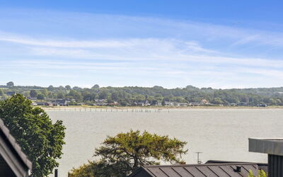 Geeske - 150M from the Sea
