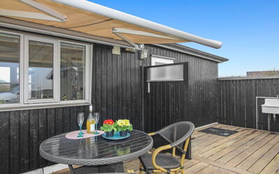 Edvia - 300M from the Sea