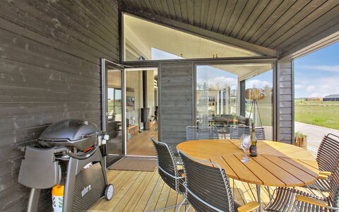 Serey - 1.4Km from the Sea: Legna, Casa, Raccordo, Tetto, Villetta, Porta, Deck, Portico, Plank, Latifoglie