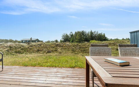 Henri - 500M from the Sea: Casa, Tetto, Casa, Villetta, Estate, Porta, Portico, Raccordo, Agriturismo, Shade