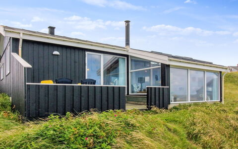 Joske - 50M from the Sea: Pavimentazione, Interior Design, Legna, Pavimento, Le Scale, Soffitto, Color Legno, Pavimento In Legno, Latifoglie, Corrimano
