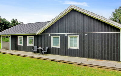 Hela - 1.4Km from the Sea