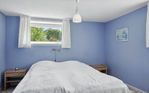Gisella - 1.2Km from the Sea: Blu, Camera Da Letto, Soffitto, Interior Design, Pavimento, Letto, Pavimentazione, Bedding, Lenzuolo, Biancheria