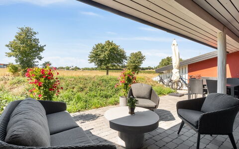 Cornelia - 6Km from the Sea: Mobilia, Mobili Da Esterno, Sedia, Lotto, Tavolo Esterno, Giardino, Shade, Terrazza, Landscaping, Cortile
