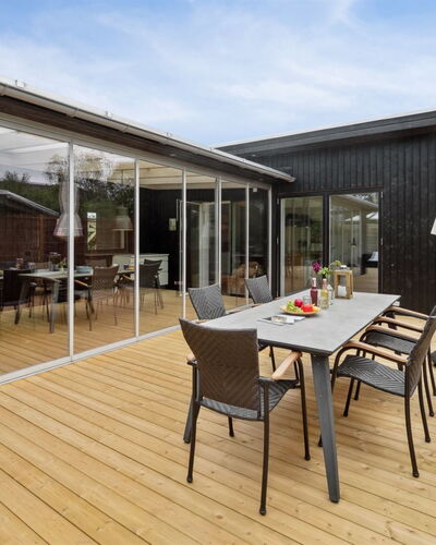Randulf - 250M from the Sea