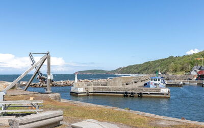 Yasha - 200M from the Sea