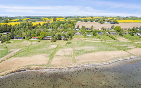 Vemund - 100M to the Fjord: Tetto, Casa, Lotto, Casa, Villetta, Estate, Edifici Giardino, Shade, Log Cabin, Landscaping