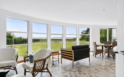 Vemund - 100M to the Fjord: Tetto, Casa, Lotto, Casa, Villetta, Estate, Edifici Giardino, Shade, Log Cabin, Landscaping