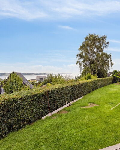 Hjalmsvider - 300M from the Sea