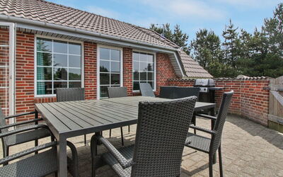 Joona - 12Km from the Sea