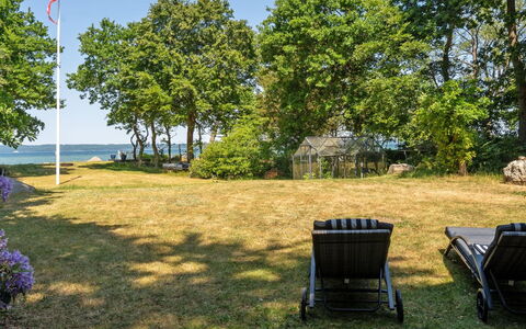 Kennet - 30M from the Sea: Paesaggio, Costiera E Morfologie Oceanic, Riva, Costa, Shade, Luce Del Sole, Prato, Giardino, Oceano, Parco