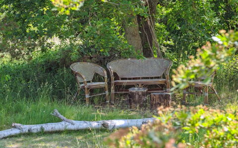 Nadia - 300M to the Fjord: Blu, Arbusto, Villetta, Groundcover, Giardino, Estate, Shade, Landscaping, Agriturismo, Eco Hotel