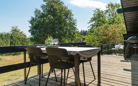 Nadia - 300M to the Fjord: Blu, Arbusto, Villetta, Groundcover, Giardino, Estate, Shade, Landscaping, Agriturismo, Eco Hotel