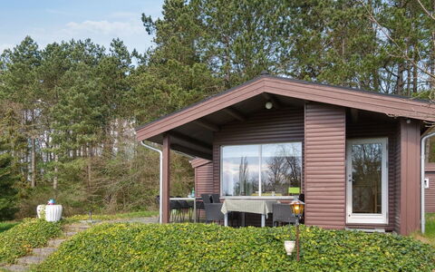Enita - 350M from the Sea: Legna, Casa, Portico, Deck, Latifoglie, Tetto, Color Legno, Pavimento In Legno, Eco Hotel