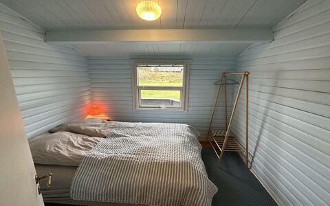 Freding - 450M from the Sea: Legna, Soffitto, Pavimento, Pavimentazione, Camera Da Letto, Latifoglie, Lenzuolo, Color Legno, Plank, Bedding