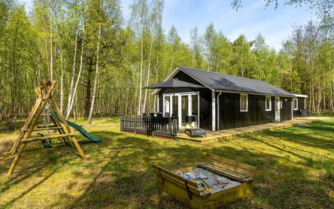 Tellervo - 1.5Km from the Sea: Legna, Casa, Portico, Deck, Latifoglie, Tetto, Color Legno, Pavimento In Legno, Eco Hotel