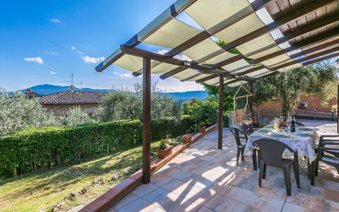 Casa Violella: Acqua, Cielo, Risorse Idriche, Pianta, Mondo, Nube, Albero, Urban Design, Alveo, Corpo D'Acqua