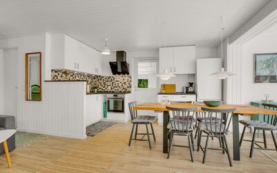 Hendrina - 500M from the Sea