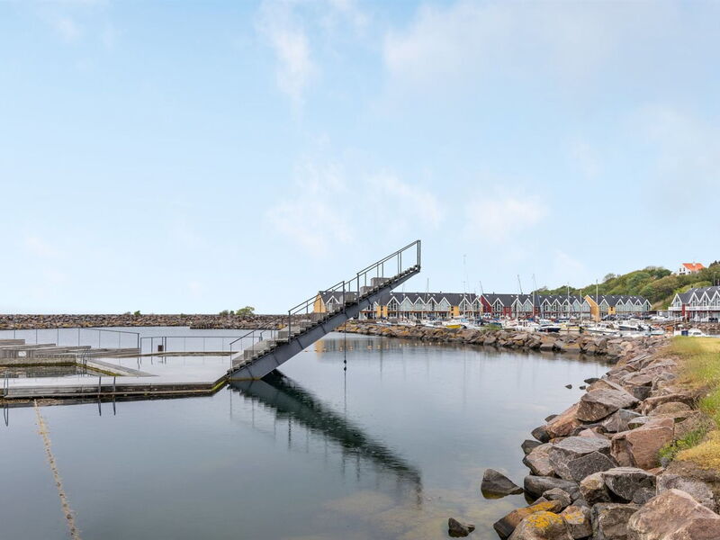 Rina - 250M from the Sea